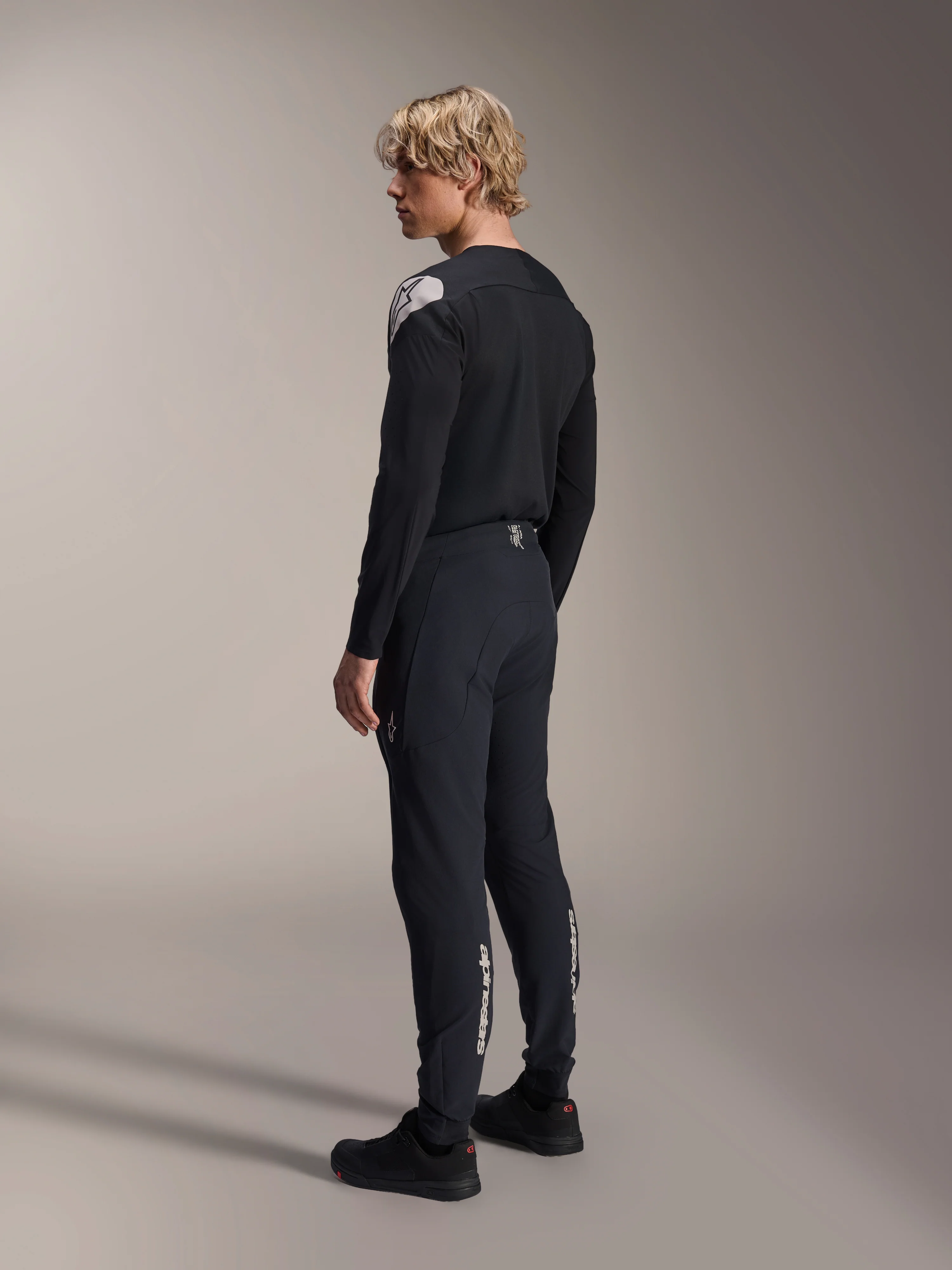 Pantaloni A-Aria Elite - Image 4