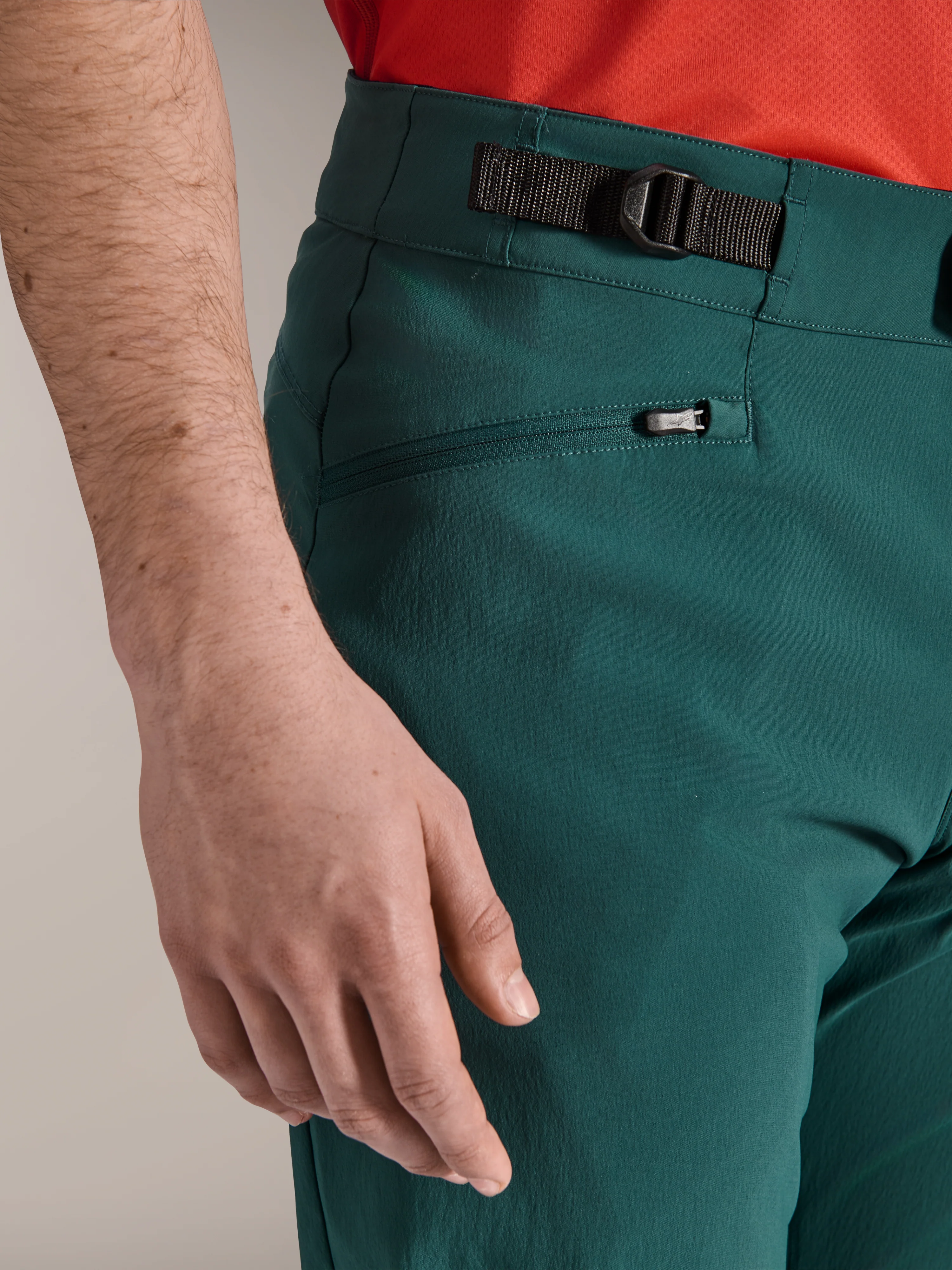 Pantaloni A-Dura - Image 5