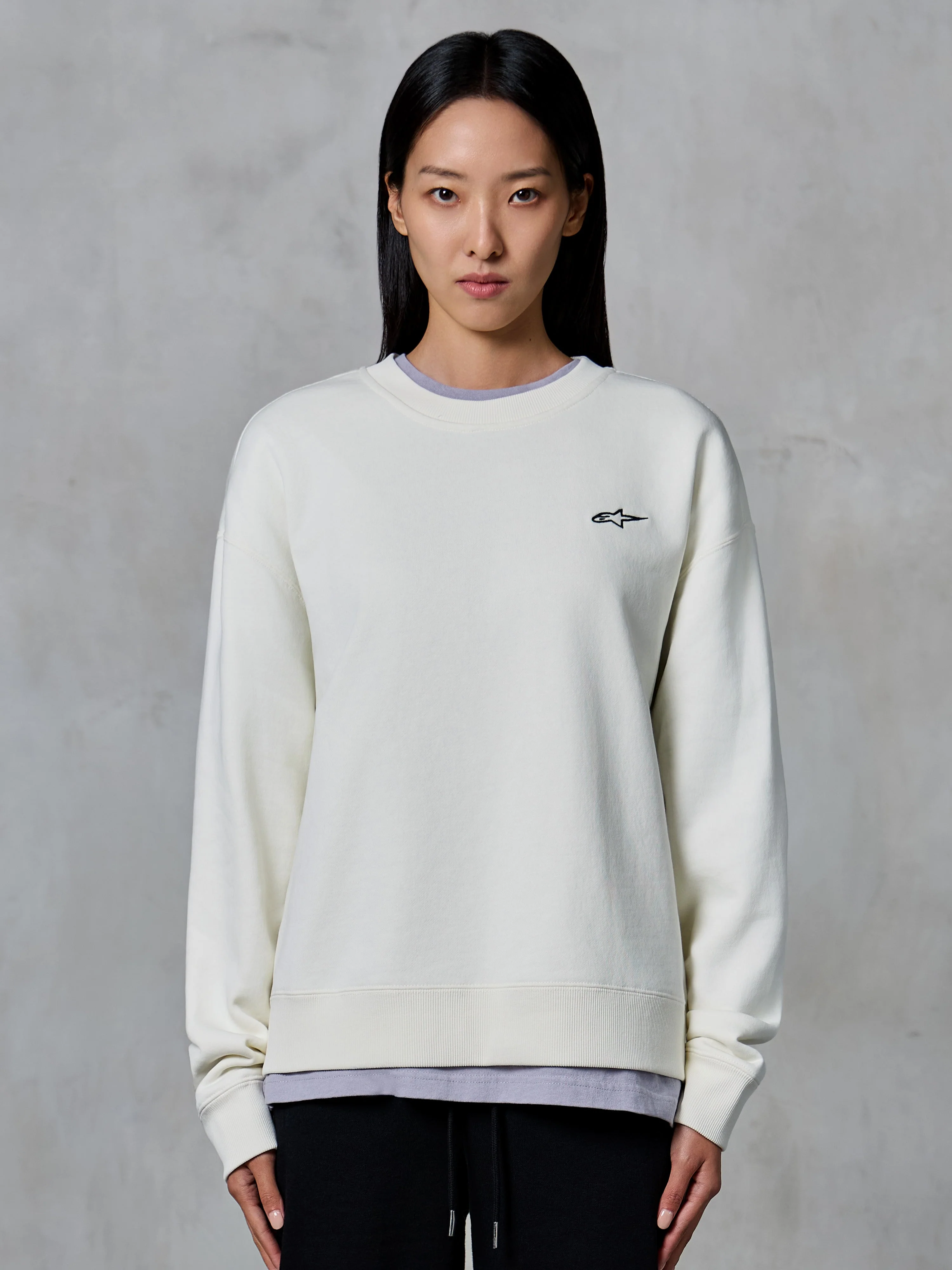 Felpa Essentials Ageless Crew - Image 6