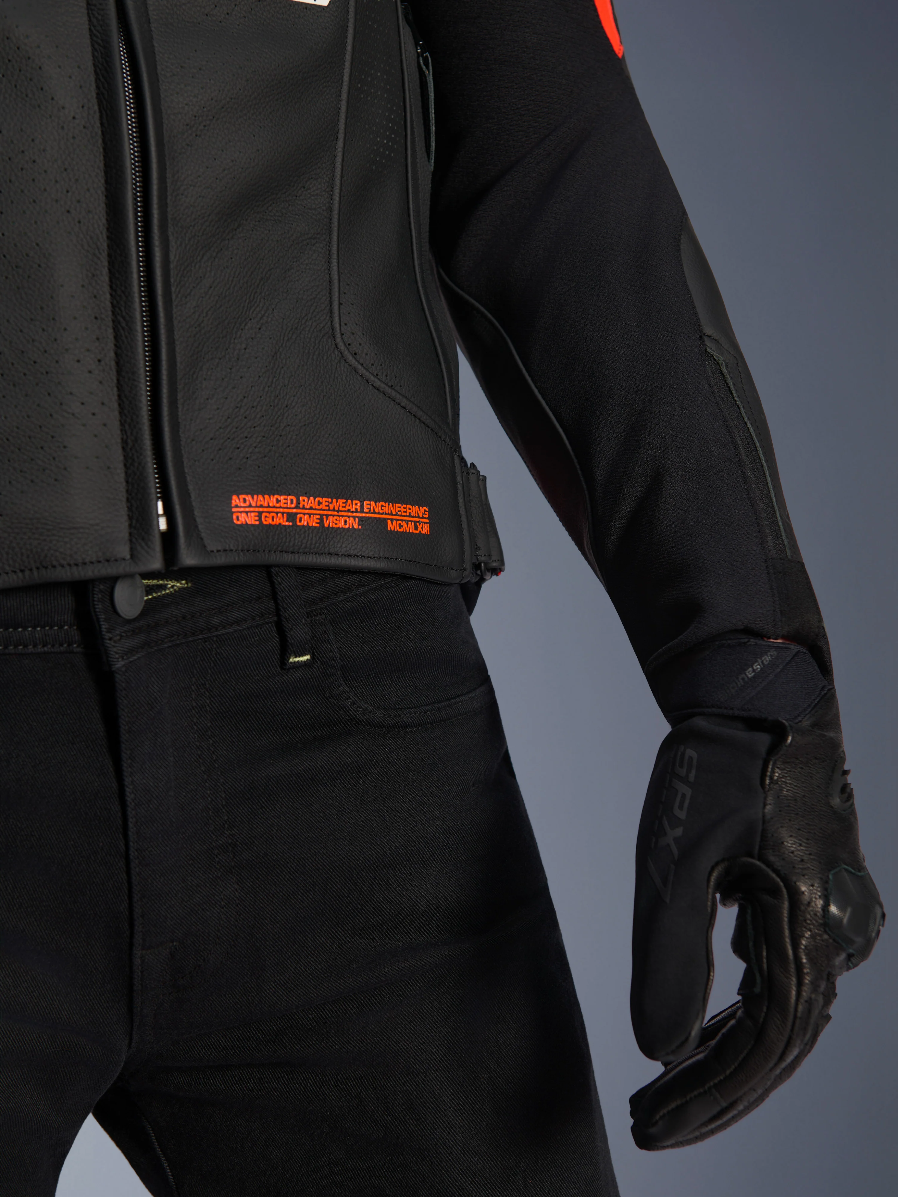 Giacca In Pelle GP Plus R V4 Airflow - Image 10