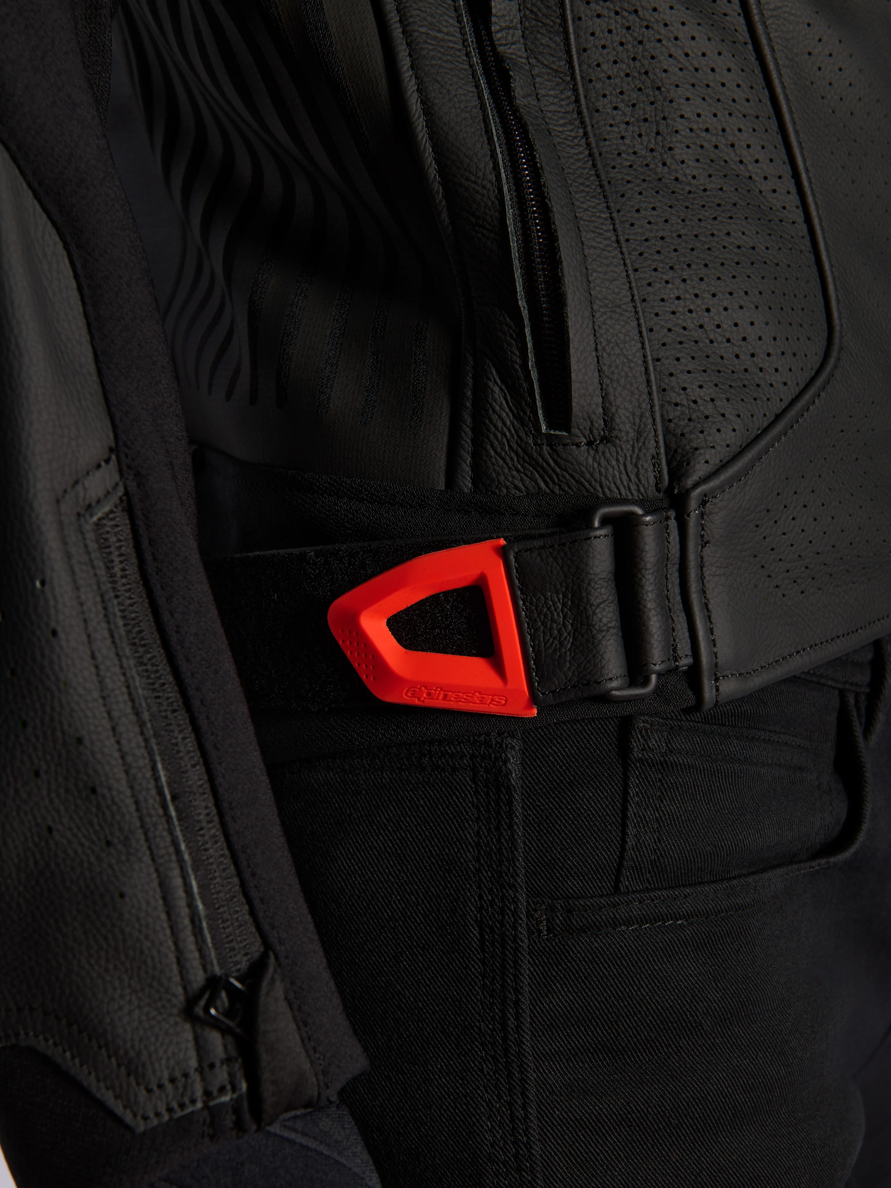 Giacca In Pelle GP Plus R V4 Airflow - Image 11