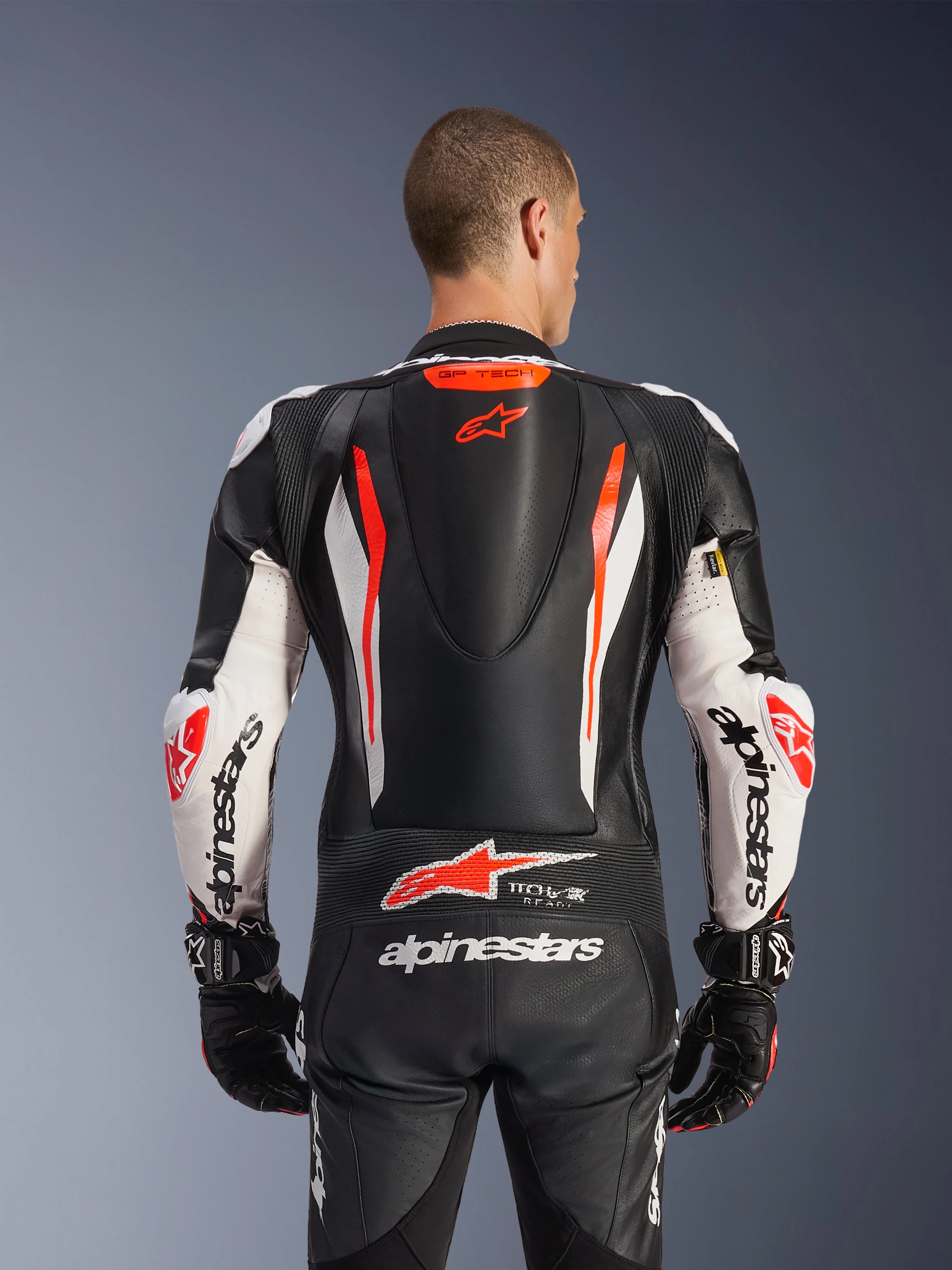Tuta In Pelle GP Tech V5 1 Pezzo - Image 4