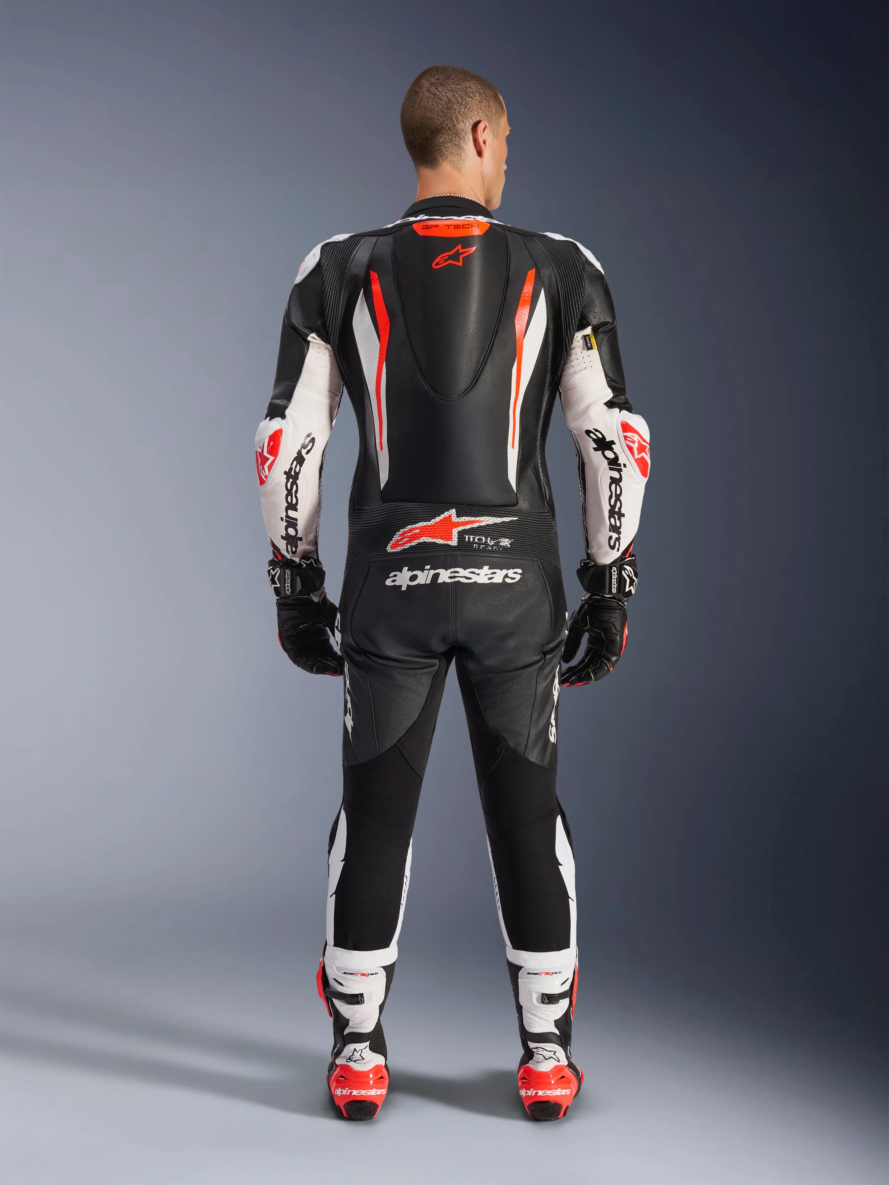 Tuta In Pelle GP Tech V5 1 Pezzo - Image 9
