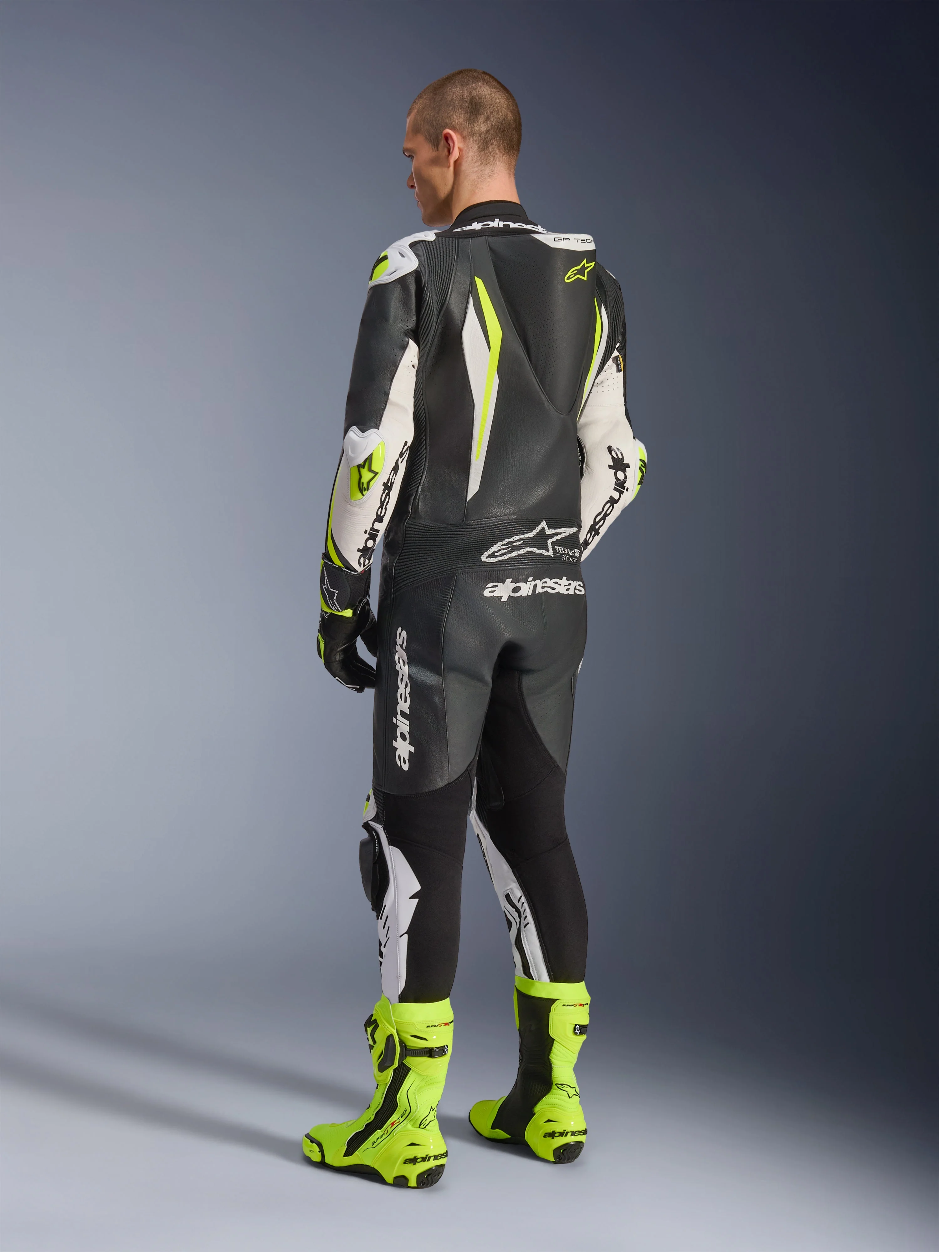 Tuta In Pelle GP Tech V5 1 Pezzo - Image 3