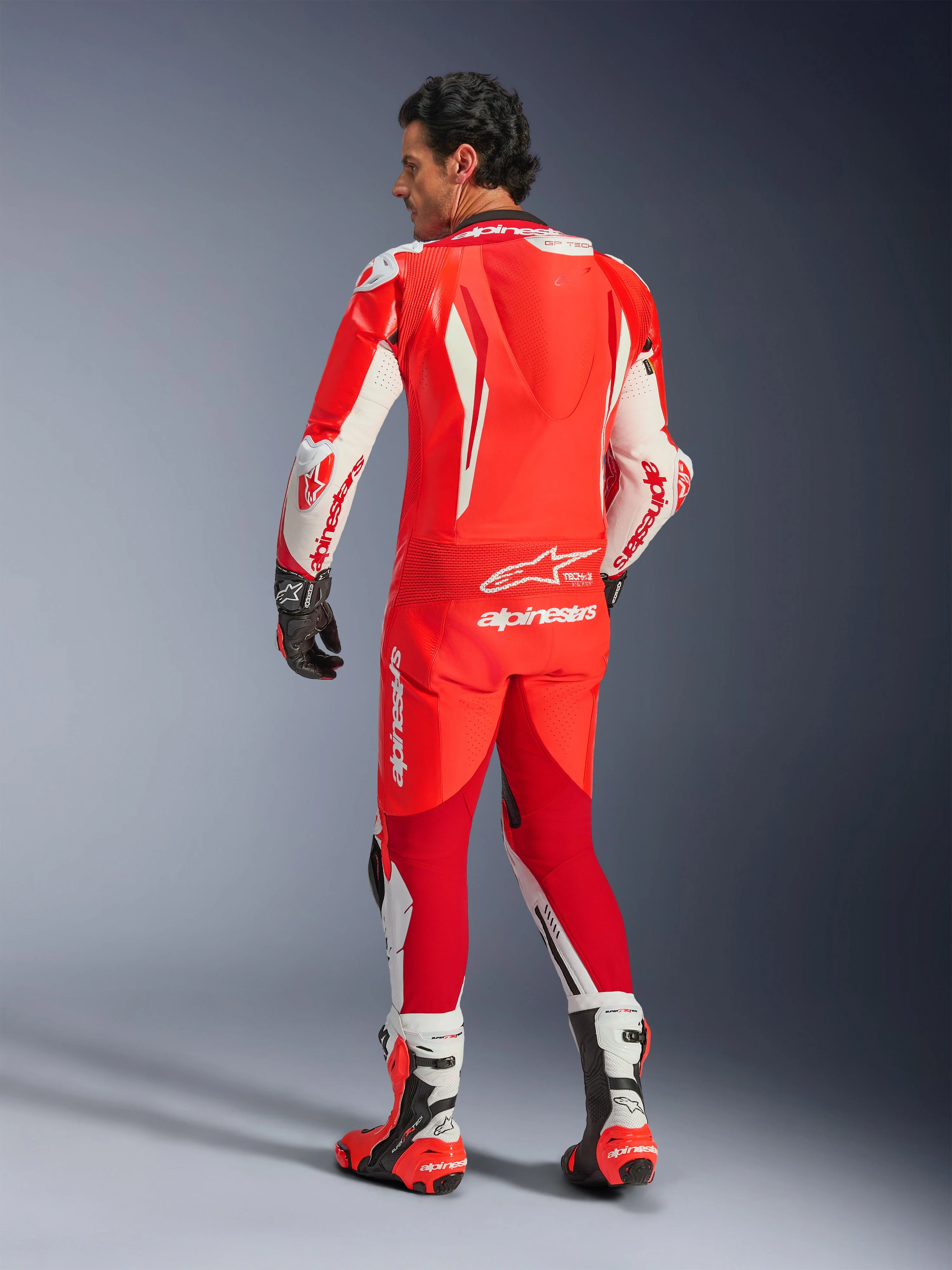 Tuta In Pelle GP Tech V5 1 Pezzo - Image 3