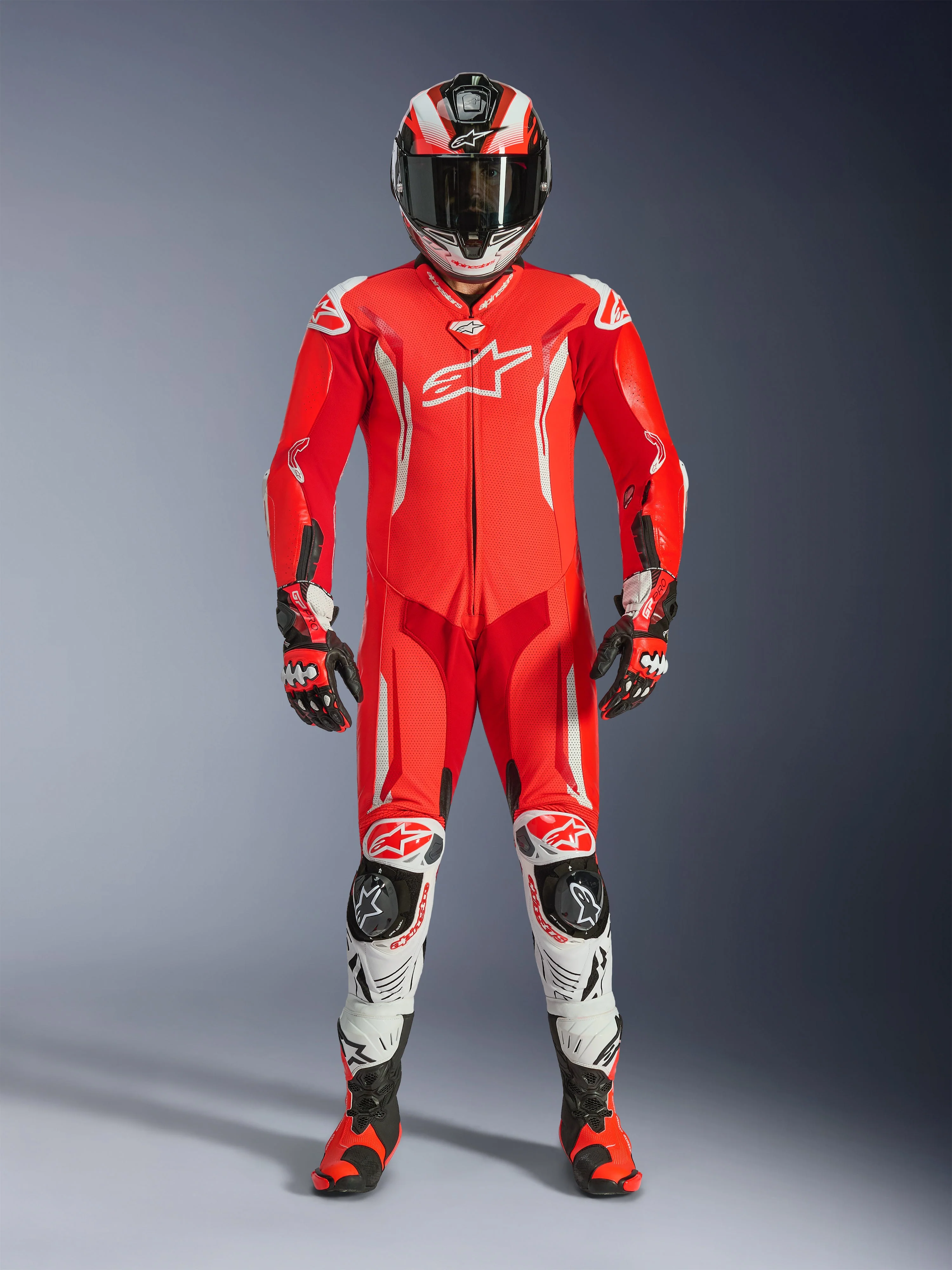 Tuta In Pelle GP Tech V5 1 Pezzo - Image 5