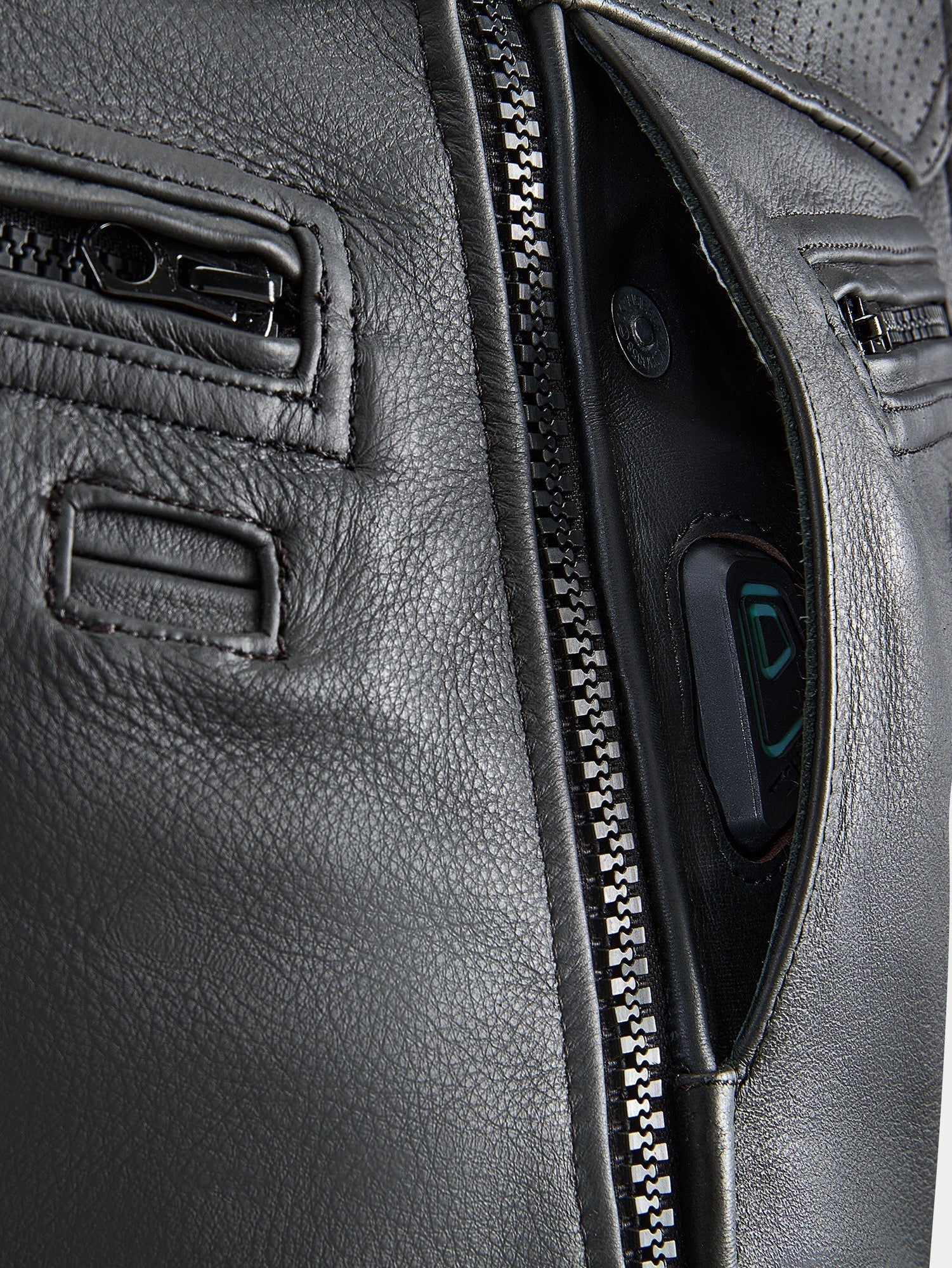 Airbag Tech-Air® 3 V2 In Pelle - Image 7